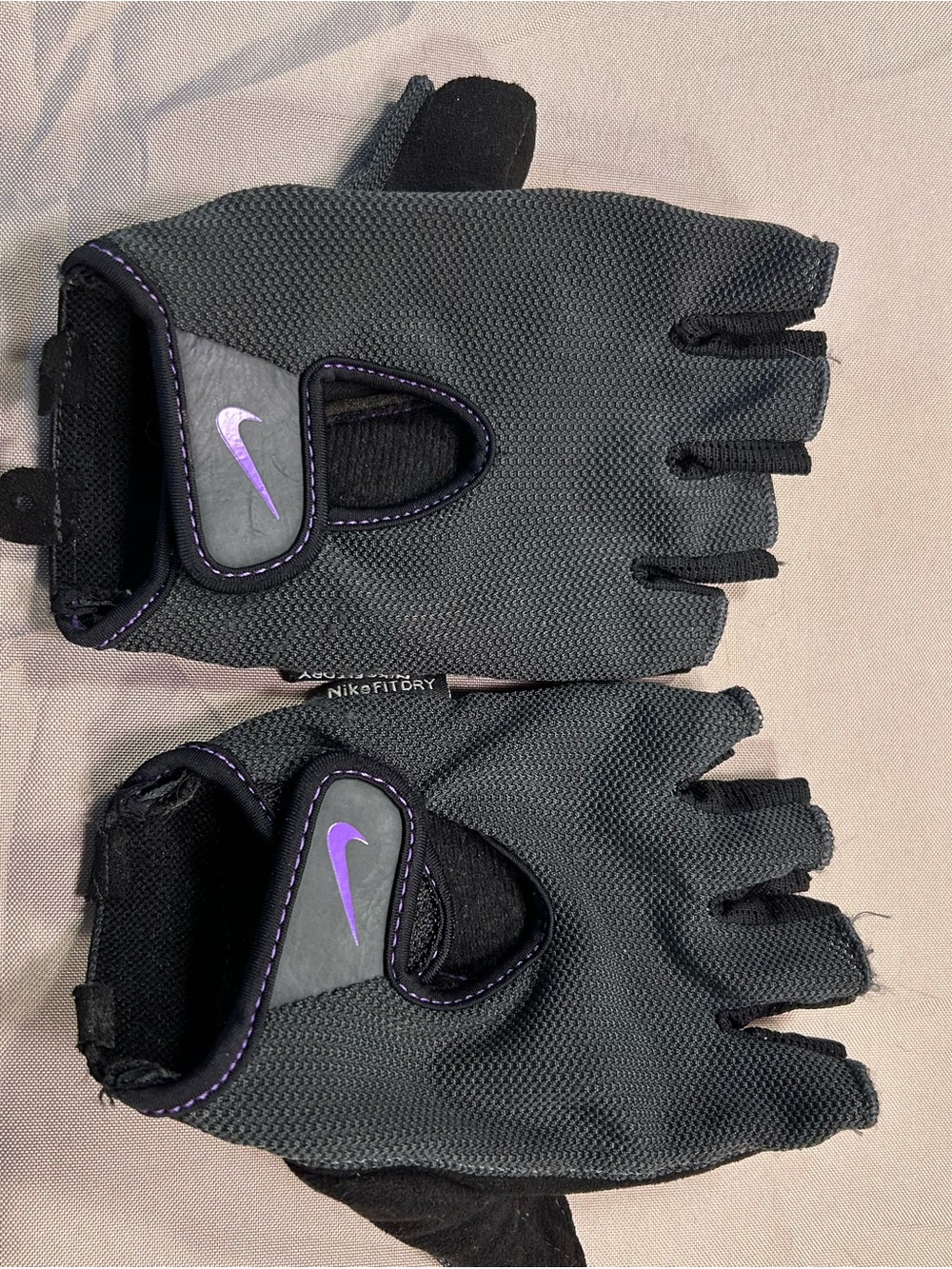 Nike Black and Purple Fingerless Workout Gloves